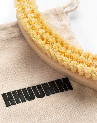 Brosse de massage sèche pour le corps semi-circulaire No. 18 avec fibre de tampico HHUUMM