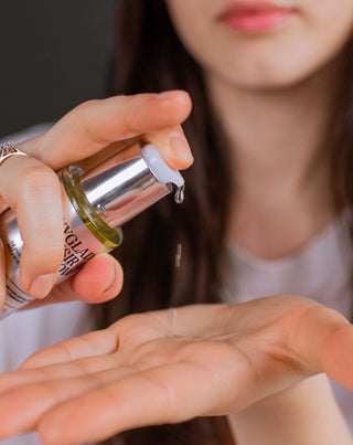 Elixir capillaire lissant à l’acide hyaluronique et à la soie végétalienne Auna - 2