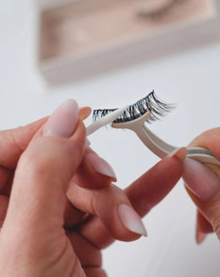 Faux cils en bande 2d à usage répété doux et légers Bambi Eyes Bamm!Lashes - 3