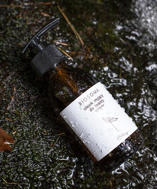 Huile nettoyante pour le visage au citron et à l'huile d'amande pour un démaquillage efficace Biosoma - 2