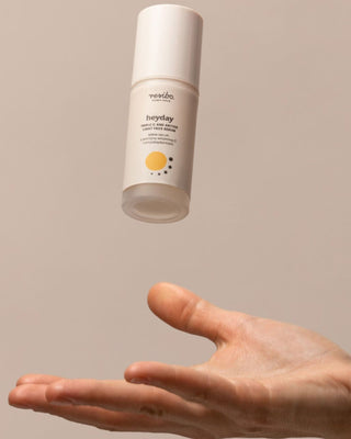 Sérum nourrissant et illuminant pour le visage, avec des antioxydants et de la triple vitamine C Heyday 30 ml Resibo