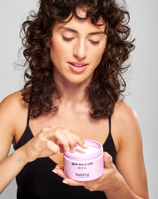 Masque pour cheveux bouclés très poreux au beurre de karité et à l'huile de chanvre - Twisty - 2
