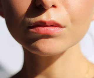 Baume à lèvres Fraise pour accentuer la couleur des lèvres et leur donner de la brillance Auna - 4