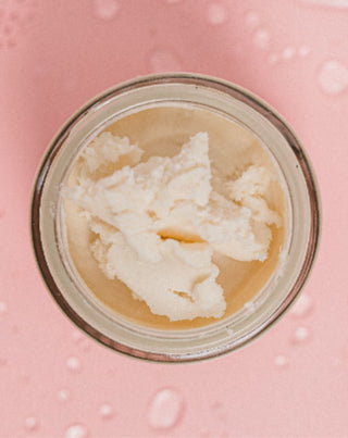 Beurre de karité non raffiné aux vitamines A et E apaisant et hydratant Bracia Mydlarze