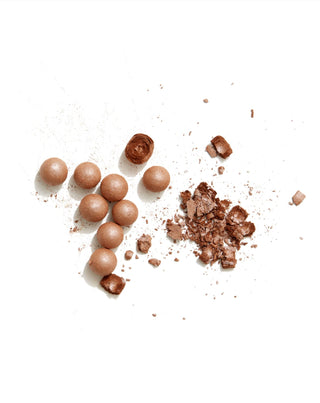 Poudre bronzante irisée en billes pour tous les types de peau à effet hâlé Gosh - 2