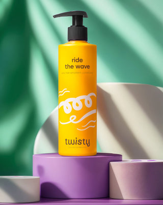 Après-shampoing hydratant pour cheveux bouclés à l'huile de rose et de chanvre - Twisty