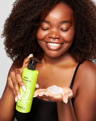 Shampoing hydratant pour cheveux bouclés à l'urée et à l'acide lactique - Twisty - 2