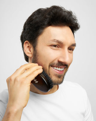 Pince à barbe en bois de hêtre avec poils de sanglier naturels Monolit - 2