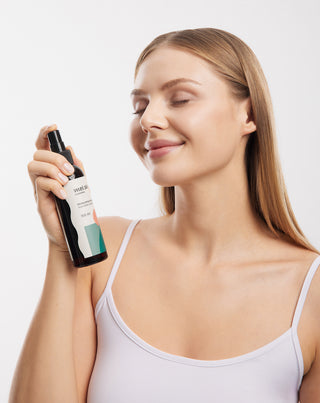 Hydrolat hydratant Mel Skin à la fleur d'oranger amer pour le visage, les cheveux et le corps_2 - 2