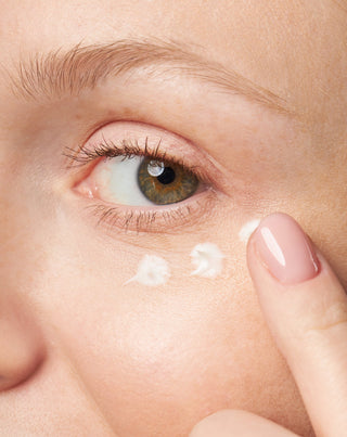 Crème éclaircissante sous les yeux à la vitamine C Mel Skin - 2