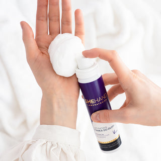 Mousse satinée pour les mains à l'urée 5 % pour les peaux sensibles et irritées SheHand - 2