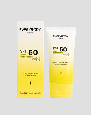 Crème hydratante pour le visage à indice de protection élevé (SPF 50) avec niacinamide Tout le monde à Londres - 1