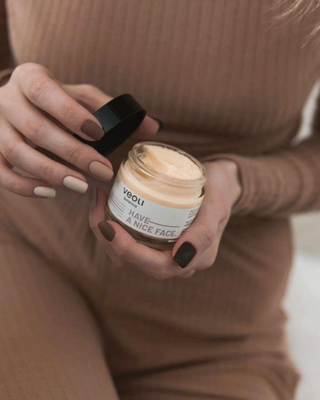 Crème de jour hydratante en profondeur Have a nice face Veoli Botanica - 2