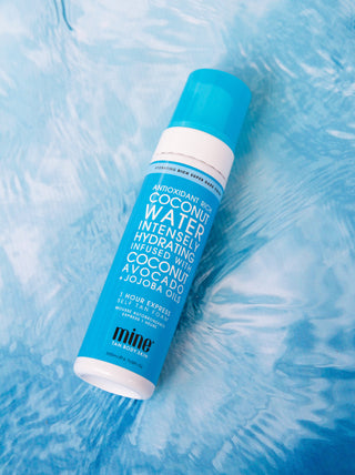 Mousse hydratante et autobronzante Coconut Water Self Tan Foam à l'eau de coco TanExpert - 2