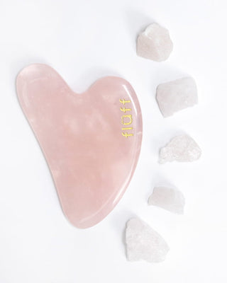 Pierre de massage du visage gua sha en quartz rose pour la réduction des gonflements et le raffermissement Fluff - 2