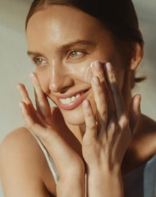 Crème hydratante Glow On pour unifier le teint et améliorer l'élasticité de la peau Health Labs Care - 4