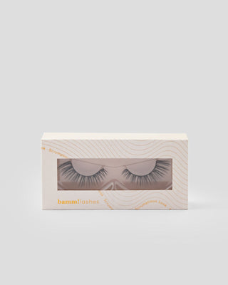 Faux cils en bande 2d à usage répété Scrumptious Look Bamm!Lashes