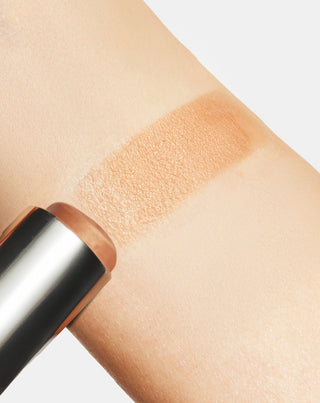 Bâton bronzant Aggie pour le contouring du visage pour peaux matures 50+ - 2
