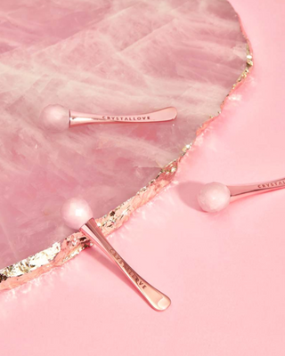 Masseur 3D pour les yeux en quartz rose avec applicateur de crème Crystallove - 3