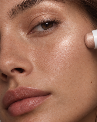 Illuminateur en stick pour visage et corps, éclat radieux et effet lissant, Champagne, Nutridome