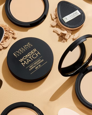 Wonder Match poudre compacte mate avec SPF 30 n° 01 beige clair Eveline - 2