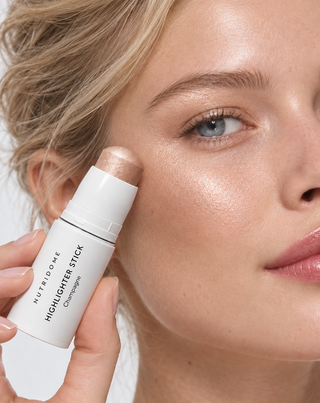 Illuminateur en stick pour visage et corps, éclat radieux et effet lissant, Champagne, Nutridome