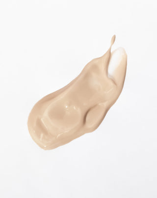 La crème éclaircissante Aggie pour les peaux sèches réduit les rougeurs et donne un effet glow. - 2