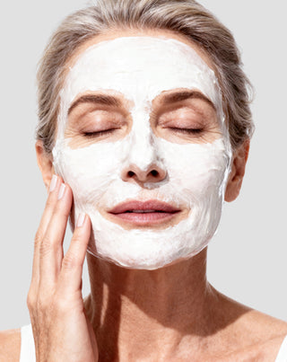 Masque visage liftant, à l'huile de macadamia et à la vitamine E pour peaux matures 50+ Aggie - 3