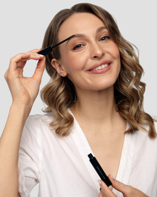 Gel transparent à l’aloé véra et au panthénol pour rehausser les sourcils Nutridome - 2