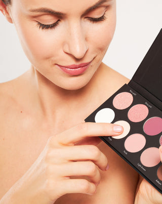 Palette de 10 ombres à paupières longue durée et teintes classiques Basic Eyeshadow Palette Nutridome - 2