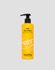 Twisty Après-shampoing hydratant pour cheveux bouclés à l'huile de rose et de chanvre
