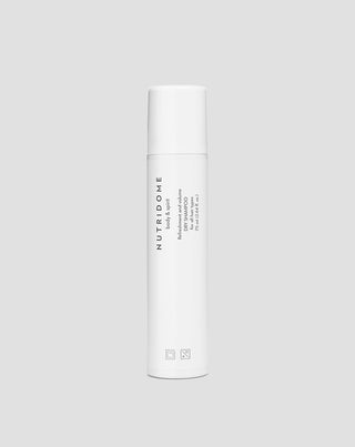 Shampooing sec Nutridome pour cheveux foncés pour redonner de la fraîcheur et du volume