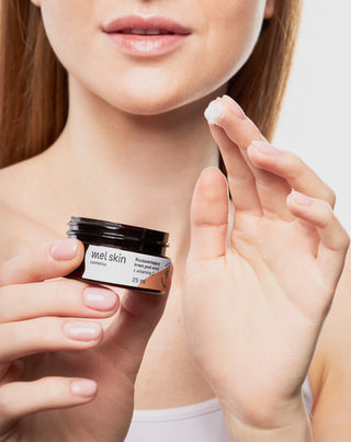 Crème éclaircissante sous les yeux à la vitamine C Mel Skin - 3