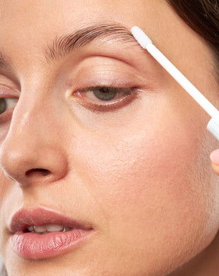 Conditionneur de sourcils renforçant aux extraits d'ortie et de ginseng Brow Orphica - 2