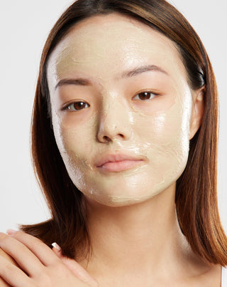 Masque pour le visage à l&#39;argile blanche, à l&#39;huile de tsubaki et à la vitamine E Uddo